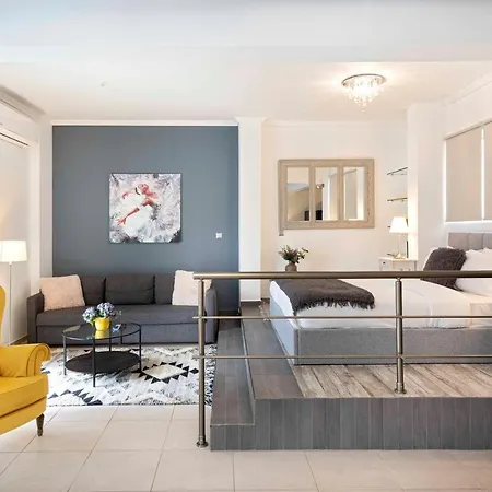 Mirabella Spacious Studio Athens Exterior photo